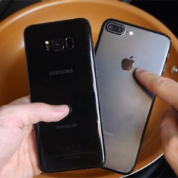 iPhone 7 Plus và Galaxy S8+ “thi gan” cùng nước đun sôi