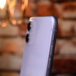 iPhone 11 soán “ngôi vương” của iPhone XR