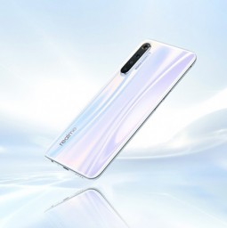 Xiaomi Mi 9 Pro 5G giá từ 12 triệu đồng, sạc không dây 30W và camera cải tiến