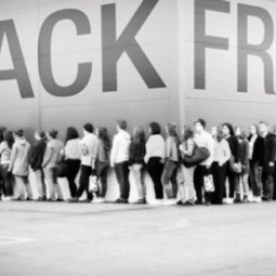 Việt Nam sẽ có ngày giảm giá ‘Black Friday’ vào đầu tháng 12 tới