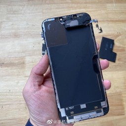 Tháo rời iPhone 12 Pro Max, bất ngờ về dung lượng pin