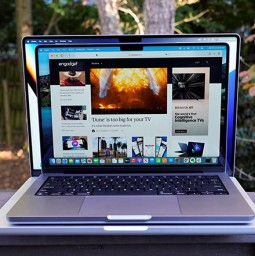 MacBook Pro mới thiếu hai công nghệ hiện đại nhất